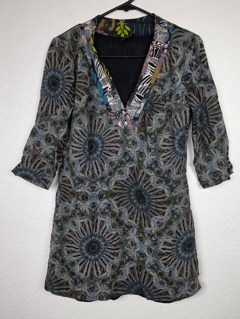Bogner $220 XS Retro Boho Mandala Blouse